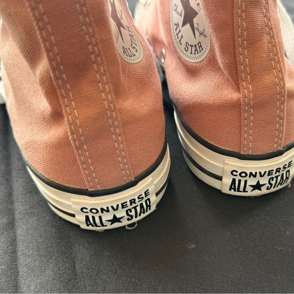 Converse peach Canvas High-Tops 7.5 - Picture 4 of 5